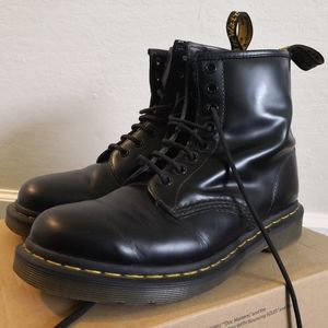 1460 smooth black Dr. Martens